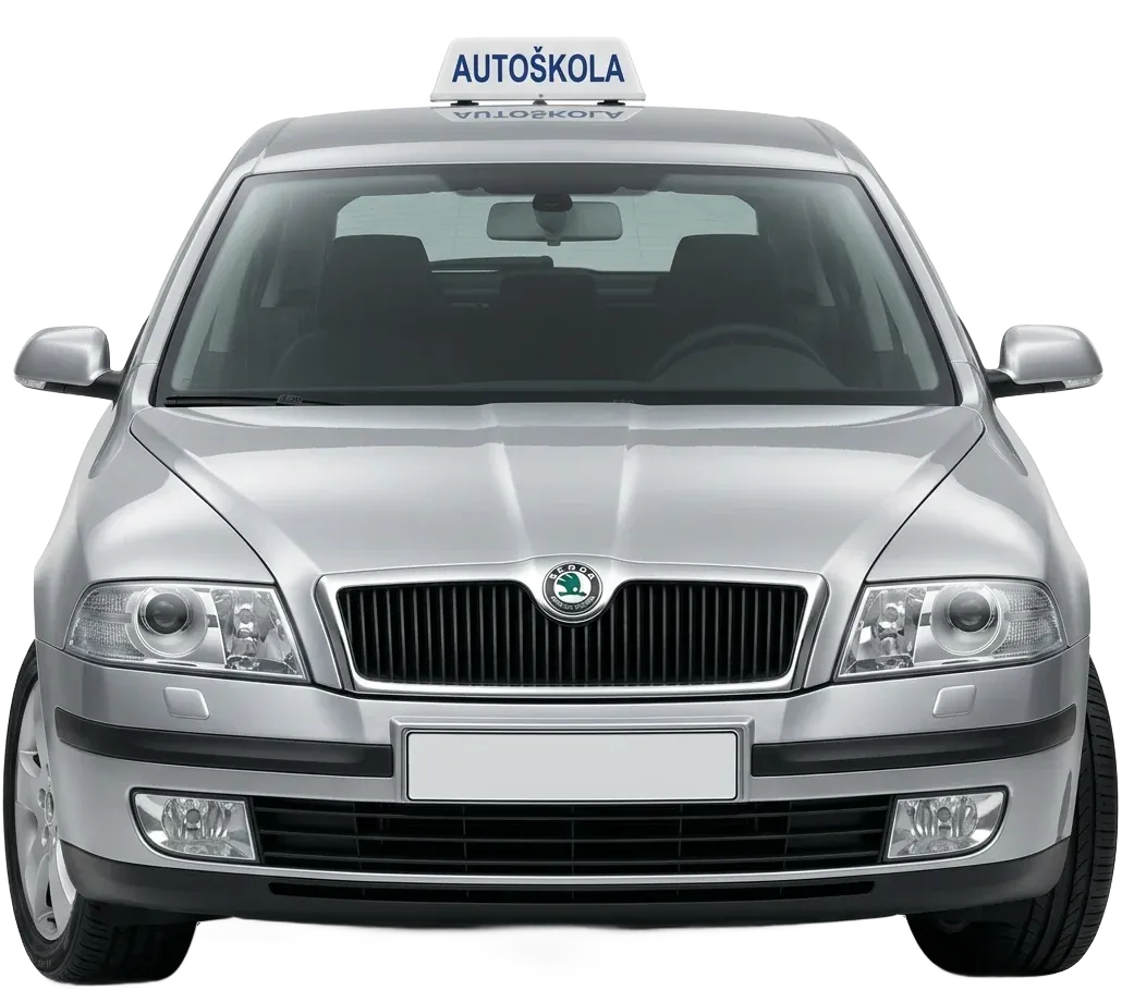 Výcviková vozidla autoškoly Autoconsult – Škoda Octavia se střešní cedulí AUTOŠKOLA